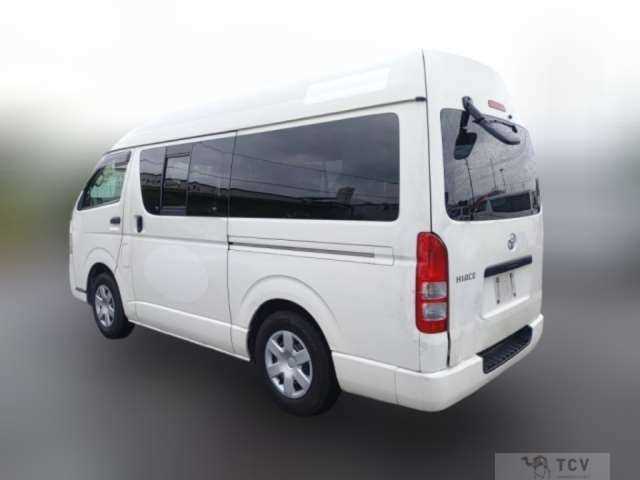 2011 Toyota Hiace Van