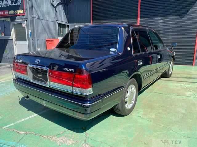 2002 Toyota Crown