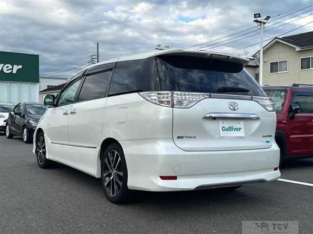 2013 Toyota Estima