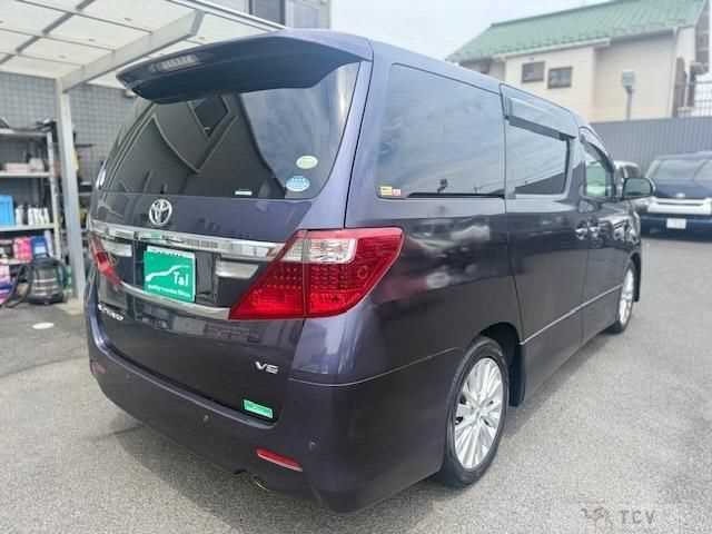 2012 Toyota Alphard