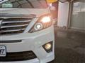 2013 Toyota Alphard