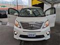 2013 Toyota Alphard