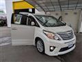 2013 Toyota Alphard