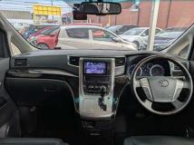 2013 Toyota Alphard