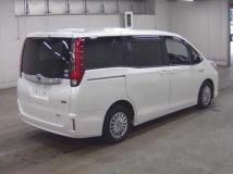 2014 Toyota Noah