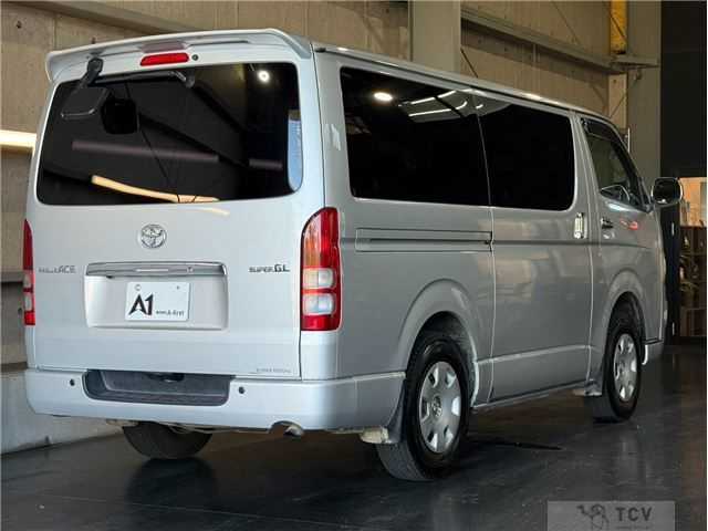 2010 Toyota Hiace Van