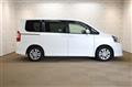 2010 Toyota Noah