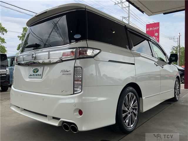 2015 Nissan Elgrand