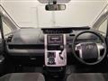 2013 Toyota Voxy