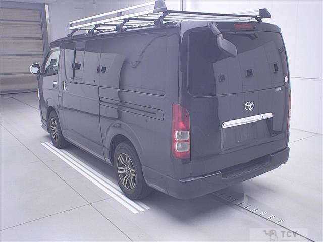 2013 Toyota Regiusace