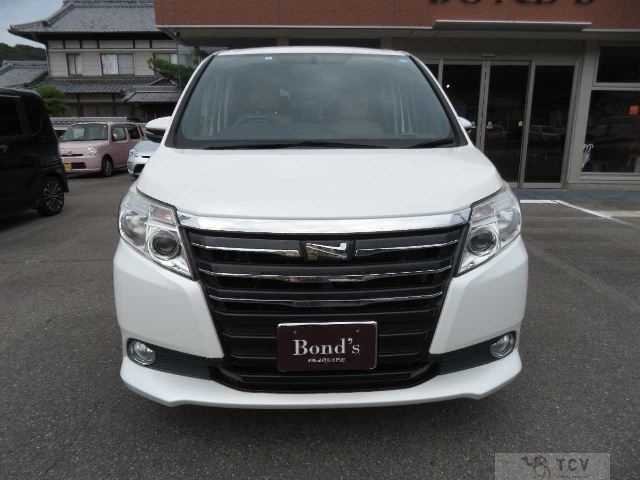 2014 Toyota Noah