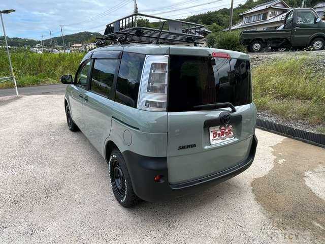 2012 Toyota Sienta