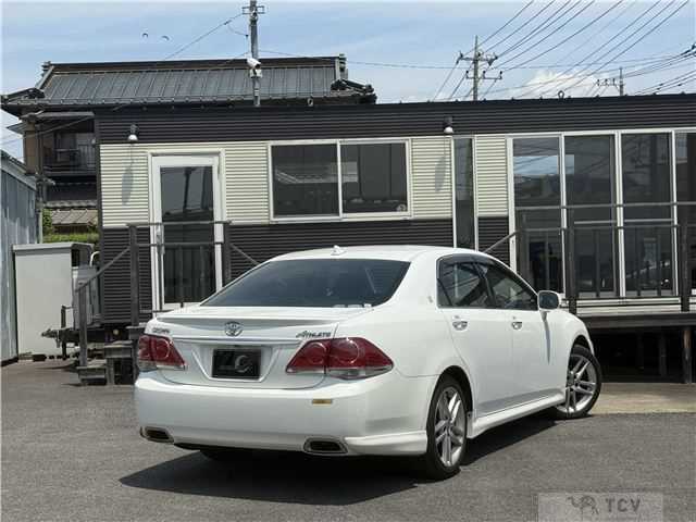2010 Toyota Crown