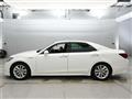 2013 Toyota Crown Hybrid