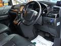 2012 Toyota Alphard