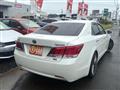 2013 Toyota Crown Hybrid