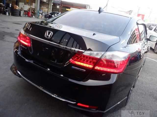 2013 Honda Accord Hybrid