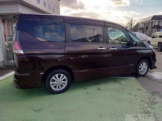 2016 Nissan Serena