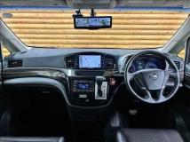 2017 Nissan Elgrand