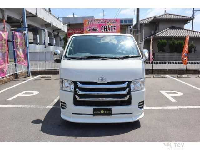 2007 Toyota Hiace