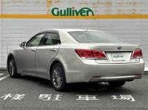 2013 Toyota Crown Hybrid
