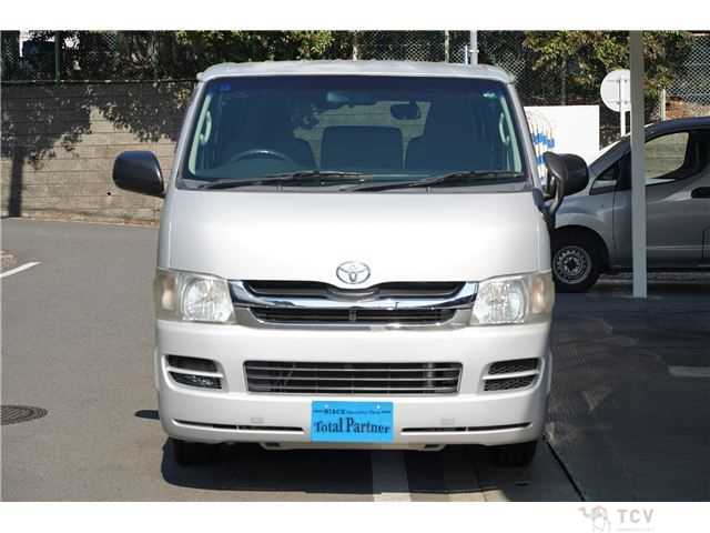 2009 Toyota Regiusace Van