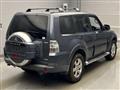 2006 Mitsubishi Pajero