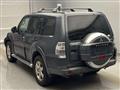 2006 Mitsubishi Pajero