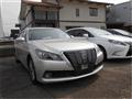 2014 Toyota Crown Hybrid