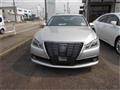 2014 Toyota Crown Hybrid