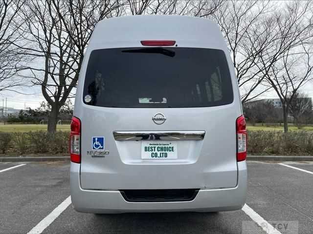 2013 Nissan NV350 Caravan