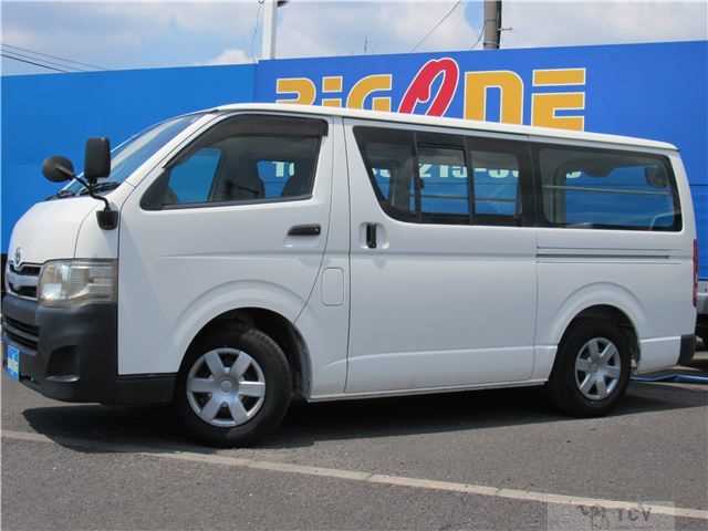 2011 Toyota Hiace Van