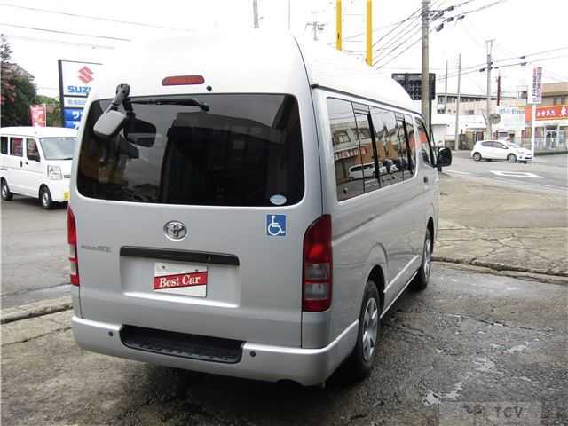 2010 Toyota Hiace Van