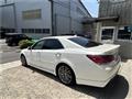 2013 Toyota Crown Hybrid