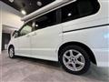 2008 Nissan Serena
