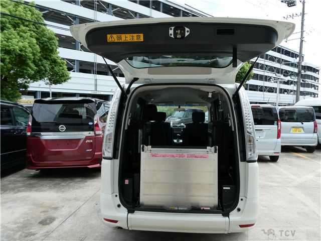 2014 Nissan Serena