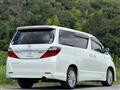 2011 Toyota Alphard
