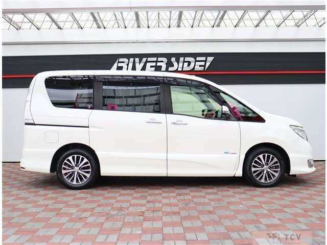 2015 Nissan Serena