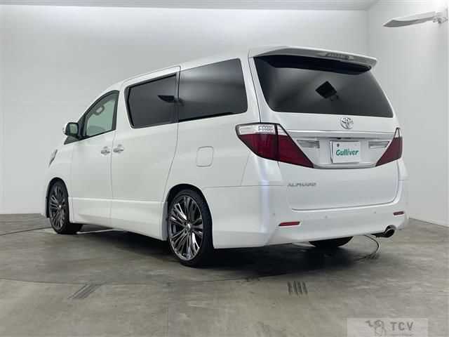 2012 Toyota Alphard