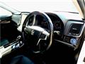 2013 Toyota Crown Hybrid