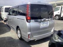 2014 Toyota Noah