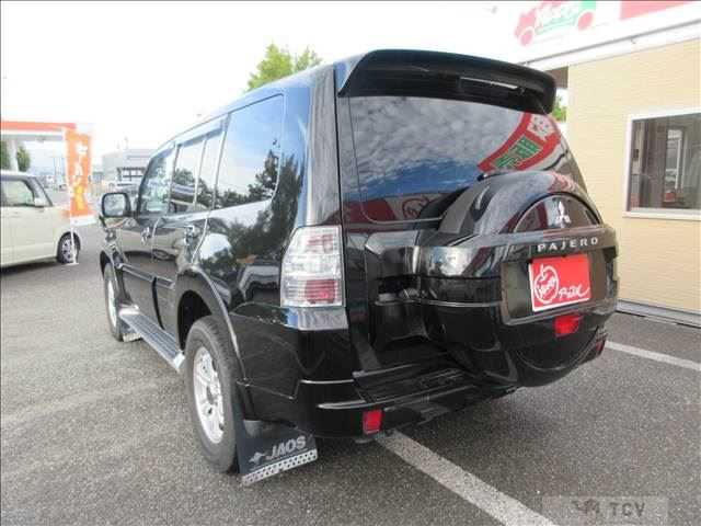 2014 Mitsubishi Pajero