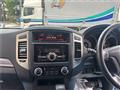 2015 Mitsubishi Pajero