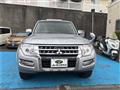 2015 Mitsubishi Pajero