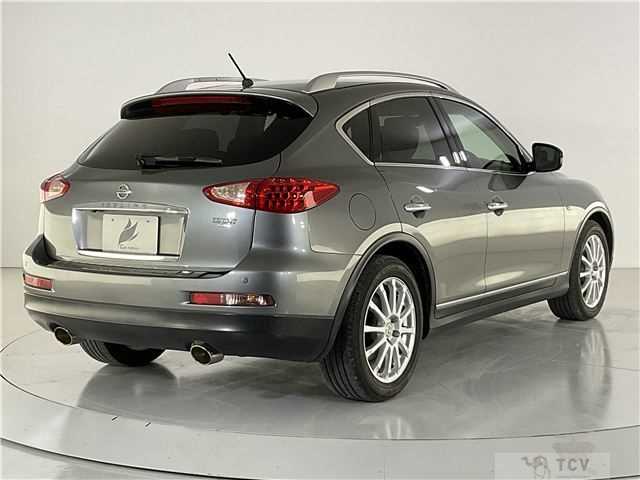 2013 Nissan SKYLINE CROSSOVER