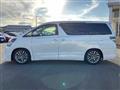 2014 Toyota Vellfire