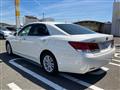 2014 Toyota Crown Hybrid