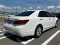2014 Toyota Crown Hybrid
