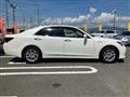 2014 Toyota Crown Hybrid