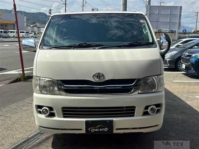 2010 Toyota Hiace